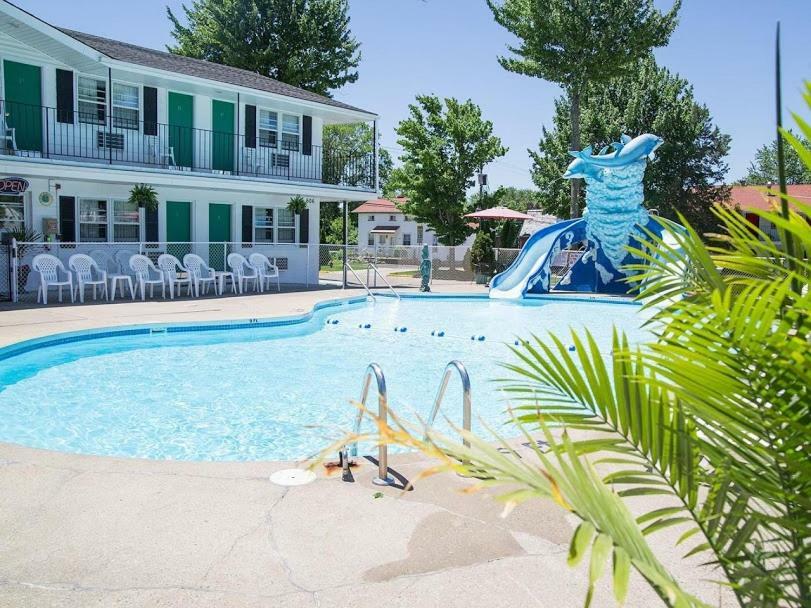 Colonial Motel Висконсин Делс Экстерьер фото